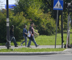 Daniel Martyniuk ładnie się bawi w Warszawie. Mamy fotki