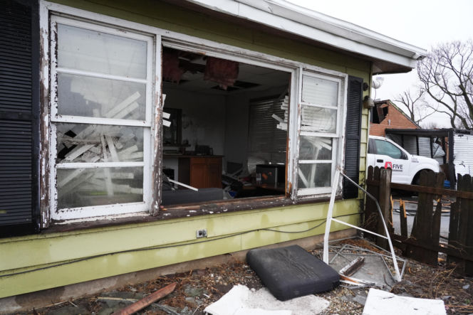 Tornada i nawałnice uderzyły w Illinois i Indianę