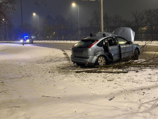 Wypadek w Wilanowie. Zginął kierowca