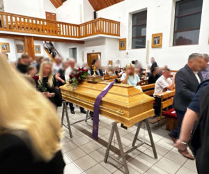 Mieszkańcy Lęborka żegnają księdza, który utonął w Darłówku