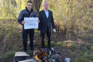 Hiszpan codziennie zbiera śmieci w Poznaniu. Rzucił wyzwanie Jackowi Jaśkowiakowi! [ZDJĘCIA, WIDEO]
