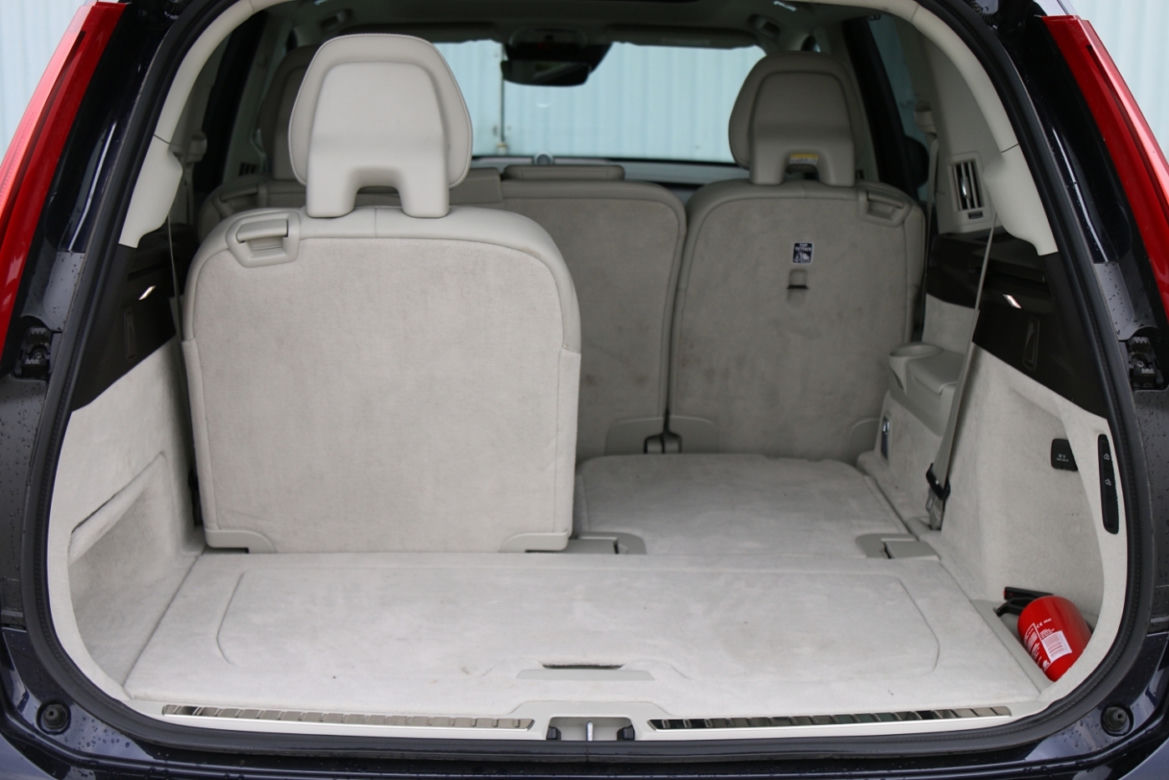 Volvo XC90 T8