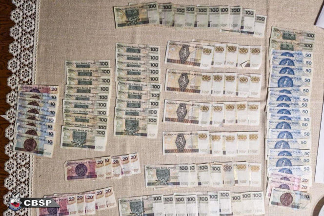 Prali pieniądze pod przykrywką kościoła. W grę wchodzą miliony złotych!