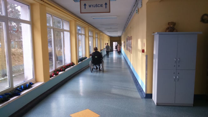  Kto płaci za seniora w domu opieki?