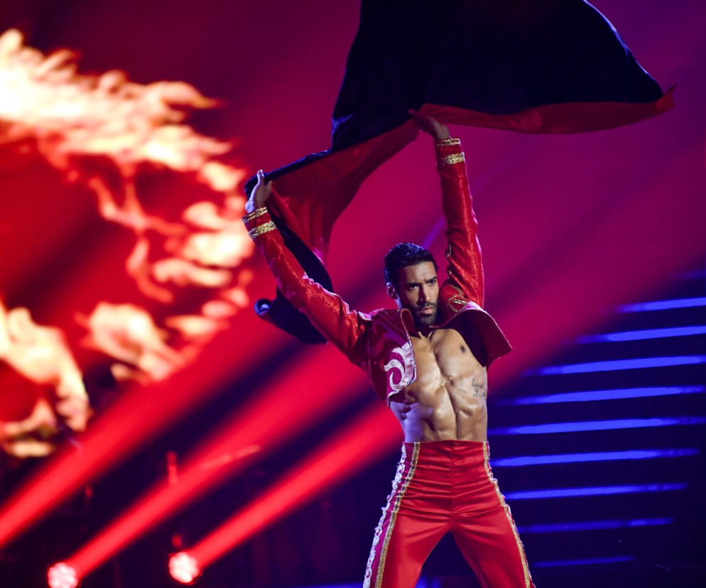 Gamou Fall przekazał bolero na aukcję charytatywną