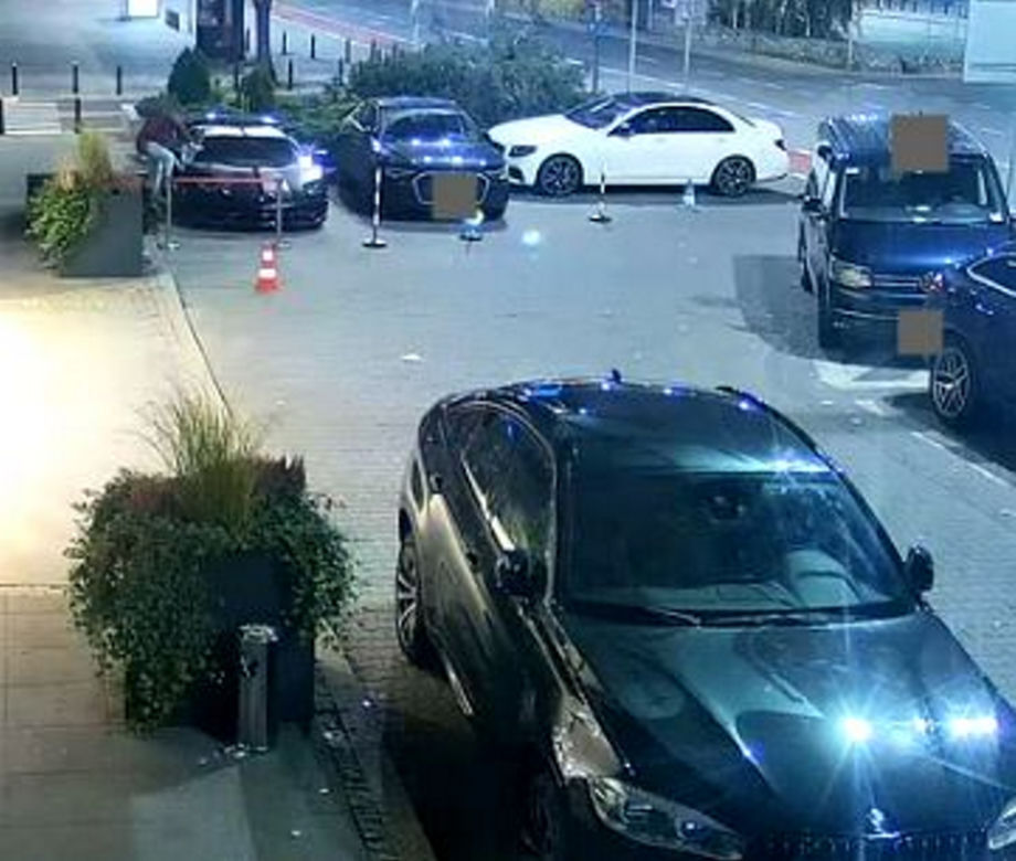 Skakał po Lamborghini za 3,5 mln zł. Szuka go policja