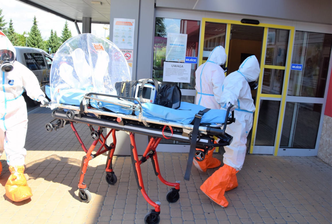 Pandemia koronawirusa wciąż groźna! Ostrzega WSPR w Przemyślu [ZDJĘCIA]