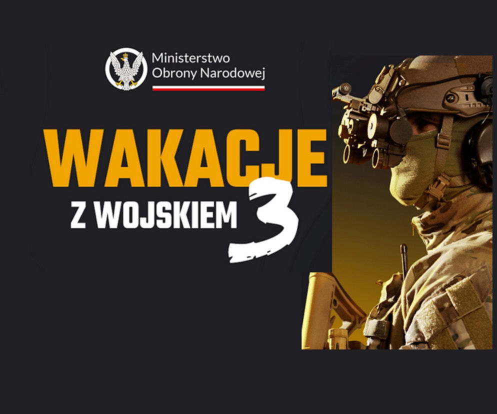 Żołnierz w mundurze z hełmem i noktowizorem obok napisu Wakacje z wojskiem 3 i logo Ministerstwa Obrony Narodowej. Grafika reklamuje program MON oferujący szkolenia i wynagrodzenie, o czym więcej przeczytasz na portalu Super Biznes.