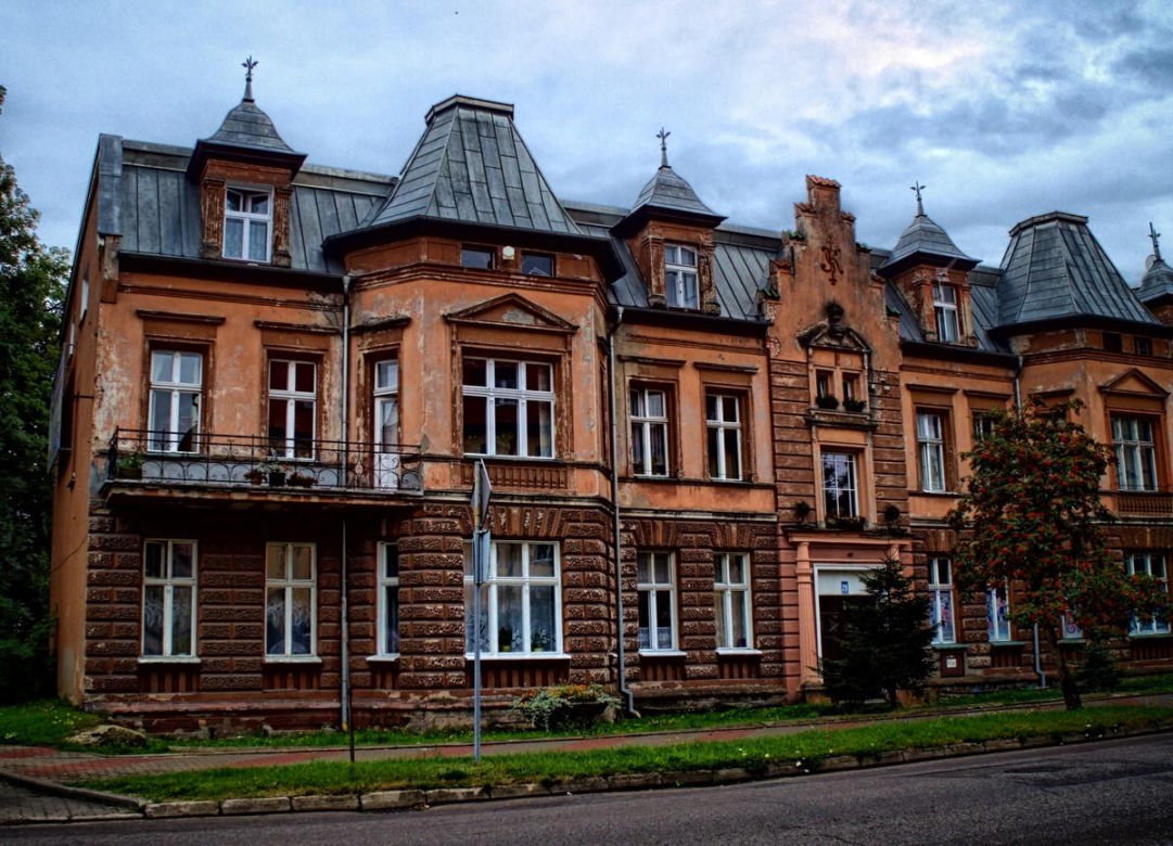   To najdalej wysunięte na wschód miasto woj. warmińsko-mazurskim. Skrywa wiele atrakcji!