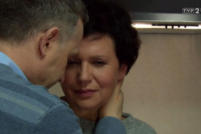 M jak miłość odcinek 1225, Marysia (Małgorzata Pieńkowska), Artur (Robert Moskwa)