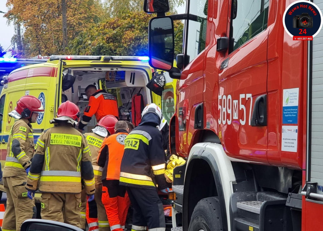 Kobieta wpadła pod koła pociągu na stacji. Pasażerce nic się nie stało! 