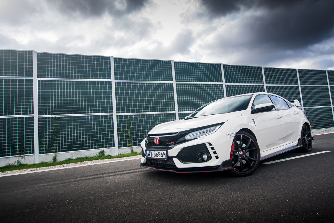 Honda Civic Type R 2.0 i-VTEC Turbo 320 KM