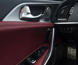 Kia Stinger 2.0 T-GDI 245 KM 8AT RWD GT Line