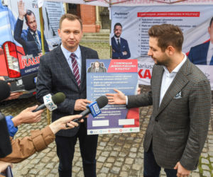 Patryk Jaki podpisał 7 zobowiązań