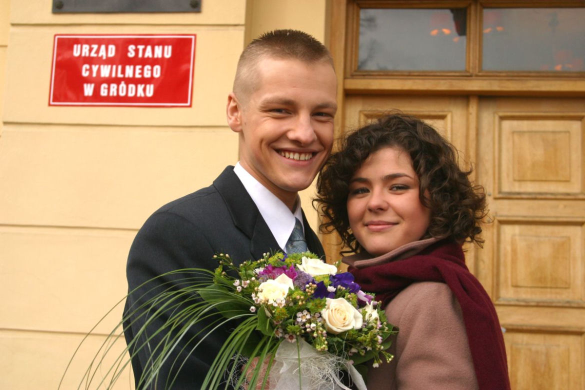 M jak miłość. Kinga (Katarzyna Cichopek), Piotrek (Marcin Mroczek) - pierwszy ślub