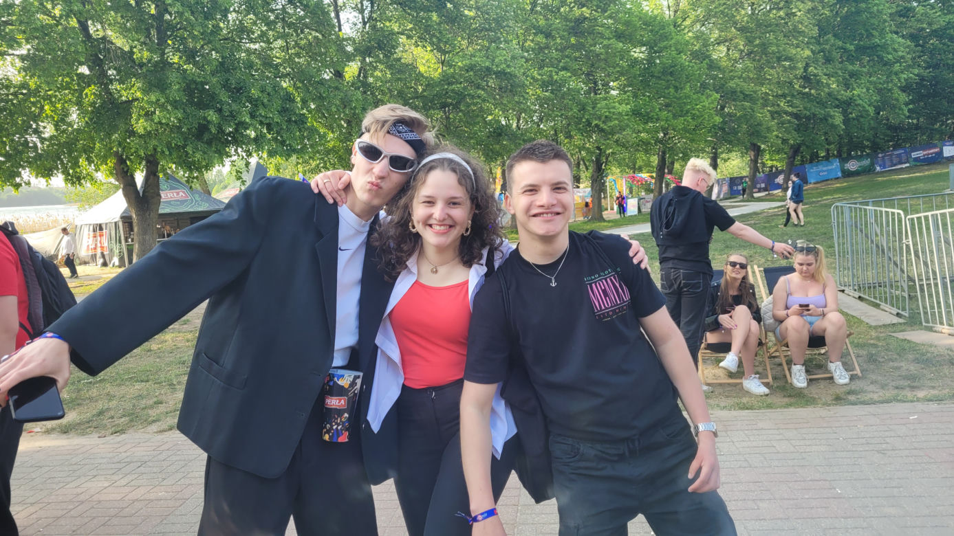 Kortowiada 2023. Drugi dzień koncertów przyciągnął tłumy pod Scenę Główną [ZDJĘCIA]