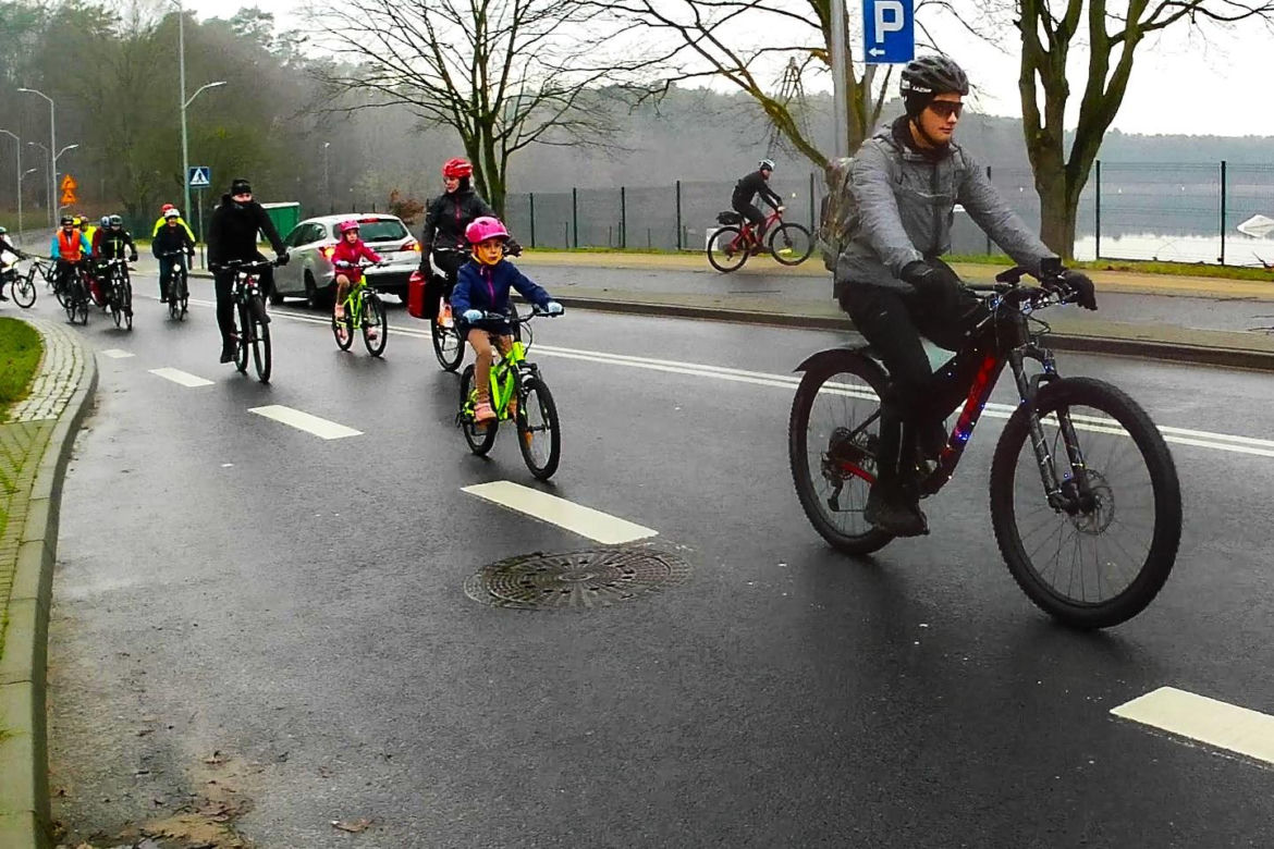 Noworoczny rajd rowerowy nad jezioro Świdwie