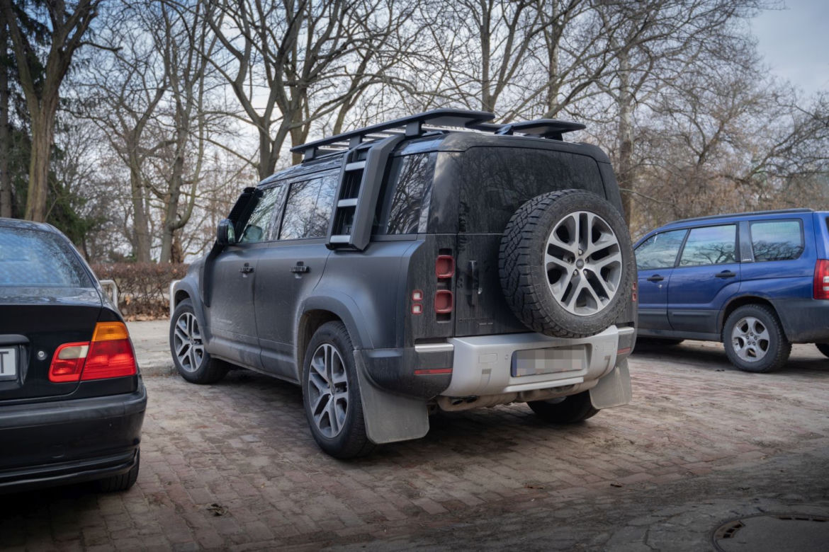 Land Rover Defender 110 Jerzego Owsiaka