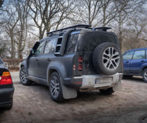 Land Rover Defender 110 Jerzego Owsiaka