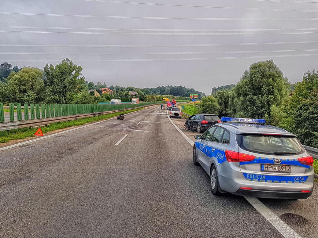 Śmiertelny wypadek na A4. Kierowca jechał pod prąd [ZDJĘCIA]