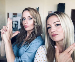 M jak miłość. Nina (Agnieszka Judycka), Joasia (Barbara Kurdej-Szatan)