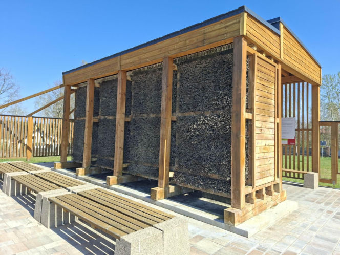 Ruszył sezon na tężni solankowej w Krynkach. " Mały Ciechocinek" przyciąga turystów