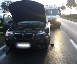 Koszmarny wypadek na DK 10! Auto przewożące lodówki wylądowało w rowie! [ZDJĘCIA] 