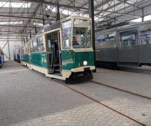 Poznański kanciak na krakowskich torach