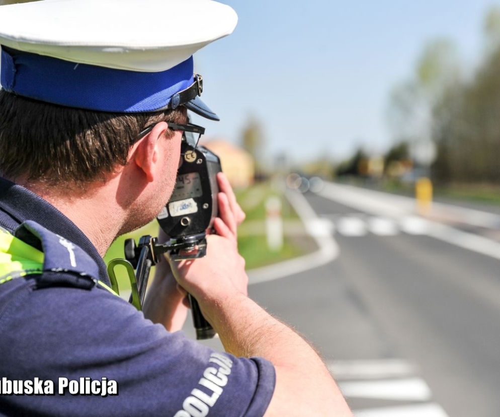25-letni motocyklista stracił prawo jazdy i otrzymał ogromny mandat