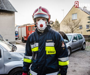 Wypadek w Nowej Wsi Ełckiej. Auto staranowało prywatną posesję