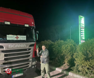 Gwiazdor disco polo jechał z pomocą humanitarną na Ukrainę. Dookoła wybuchały bomby!