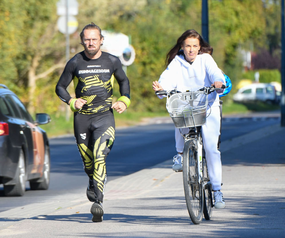 Dziecko Glinki usnęło na rowerze 