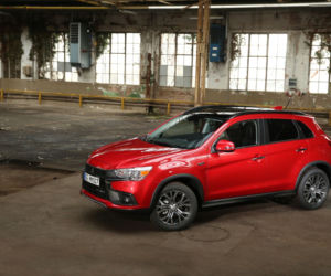 Mitsubishi ASX lifting 2016