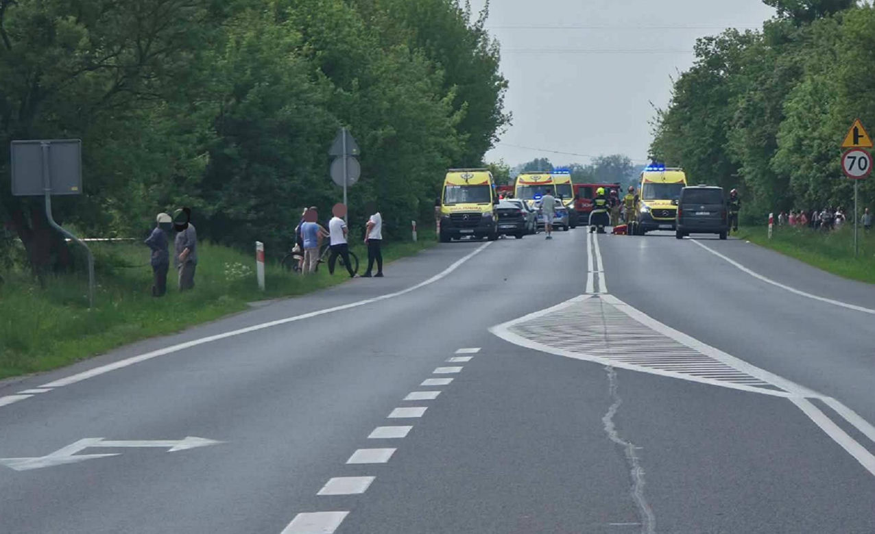 Tragiczny wypadek na DK w Głogowie pod Toruniem. Nie żyje jedna osoba