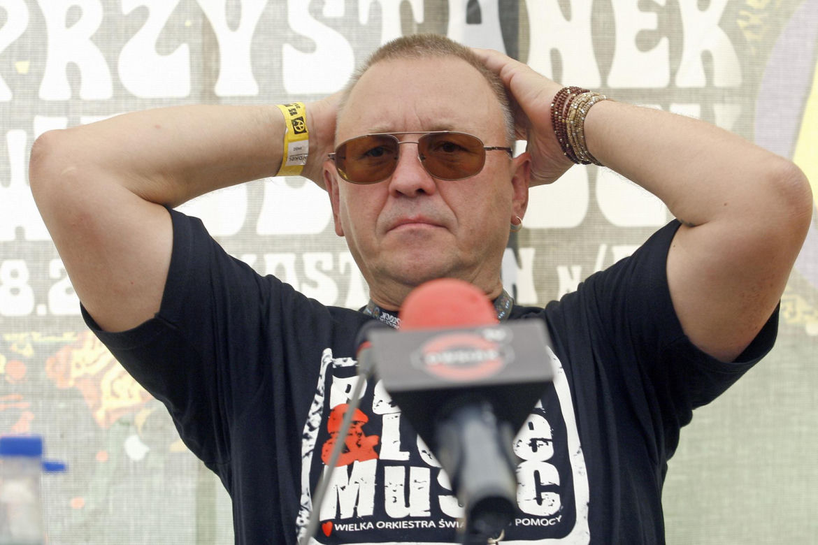 Jerzy Owsiak na przestrzeni lat. Tak zmieniał się jego charakterystyczny wizerunek