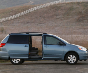 Toyota Sienna (2003-2009)