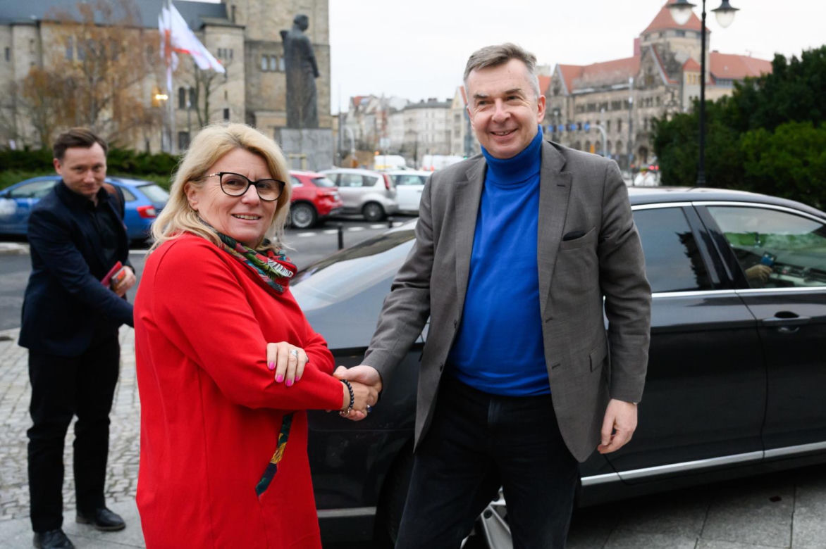 Minister nauki Dariusz Wieczorek w Poznaniu. DS "Jowita" zostaje! Znajdą się pieniądze na remont akademika