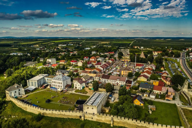 Wielkie święto w polskim Carcassonne: Szydłów zaprasza na 28. Święto Śliwki!