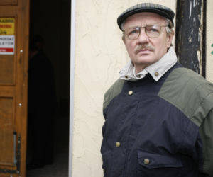 Damian Damięcki