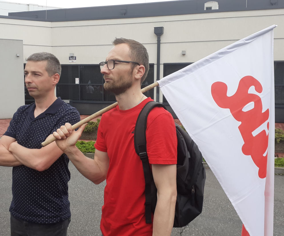 Związkowa Solidarność w MAN BUS nadal protestuje! Dziś przed zakładem było głośno