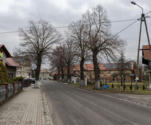 „Niepraktykujący” płaci podwójnie. Szokujący cennik na cmentarzu pod Wrocławiem