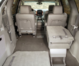 Toyota Sienna (2003-2009)