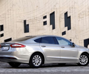 Ford Mondeo 2.0 Hybrid eCVT Titanium