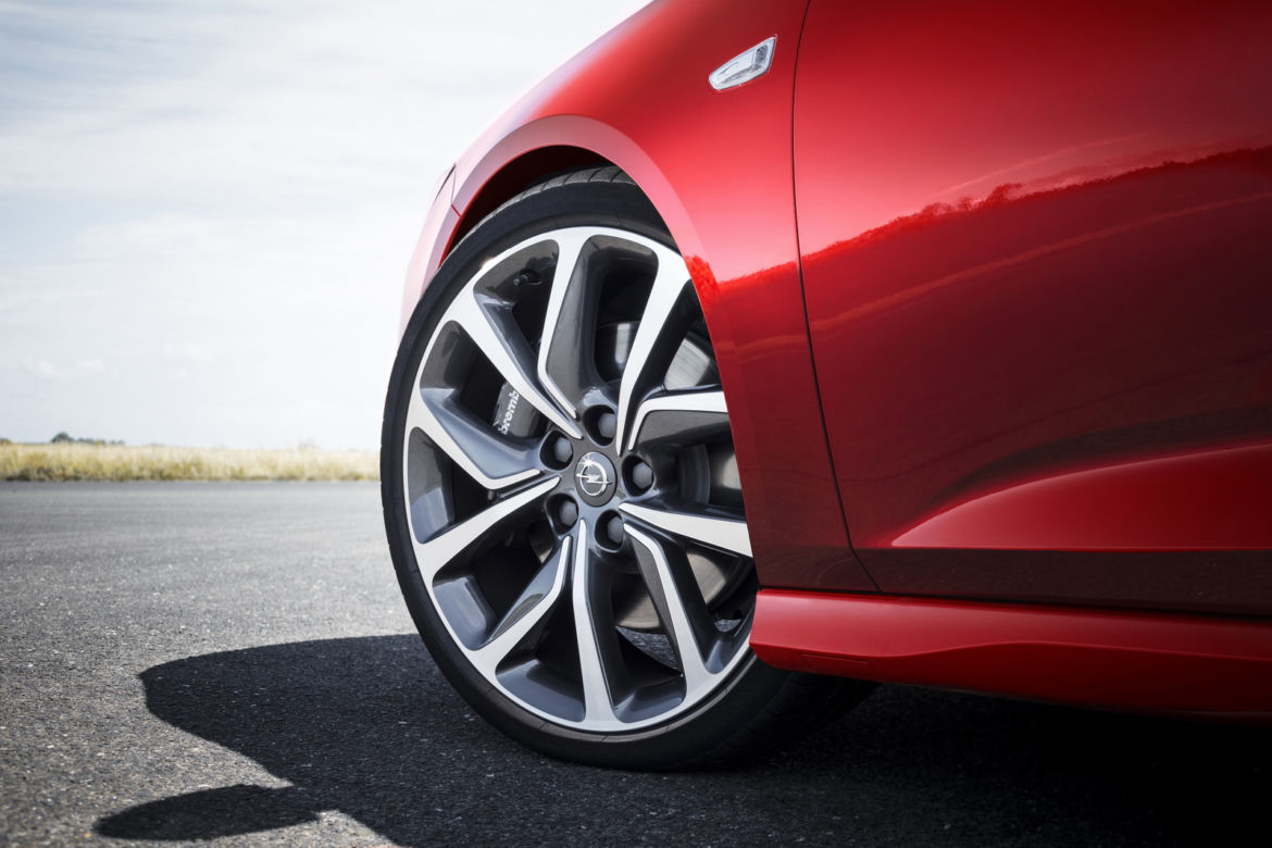 Opel Insignia GSi Sports Tourer 