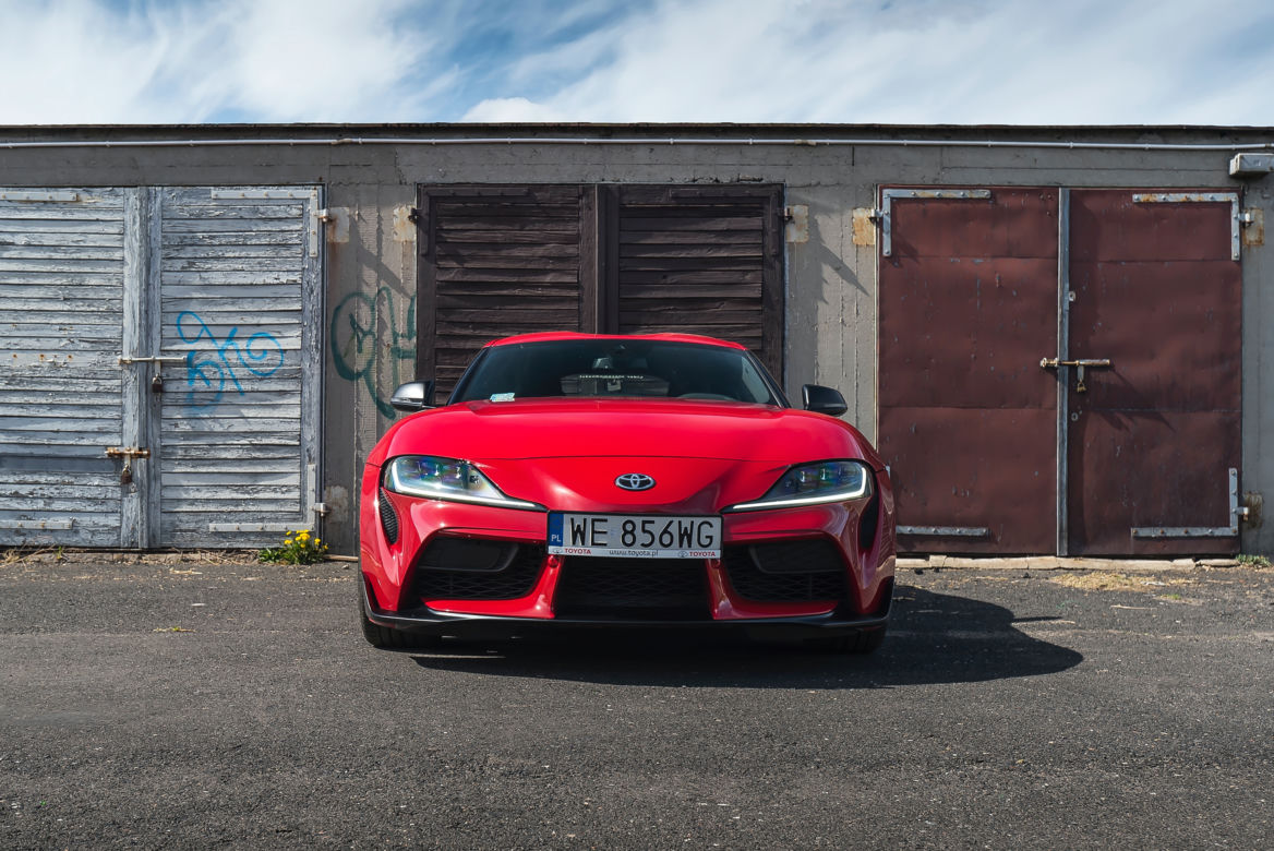 Toyota GR Supra 3.0 R6 Turbo 8AT