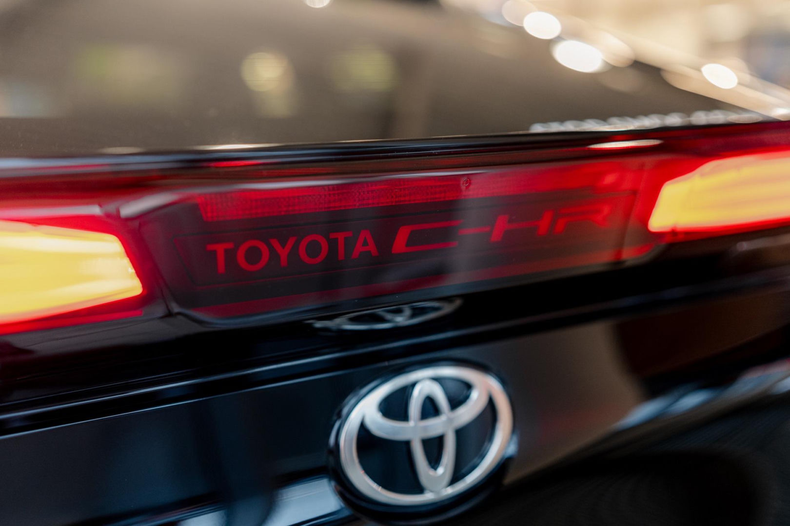 Wielka Letnia Wyprzedaż w Toyota Komorniki Poznań. Sprawdź, dlaczego właśnie teraz warto kupić nową Toyotę