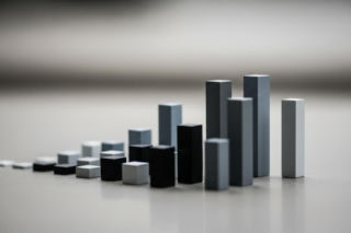 Sondaż Koalicja Obywatelska liderem. Dlaczego PiS nie wyprzedza?