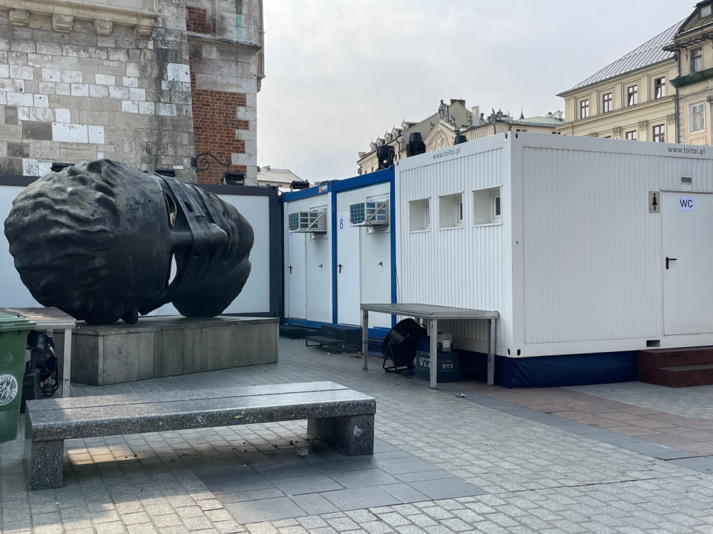 "Eros Spętany" Mitoraja