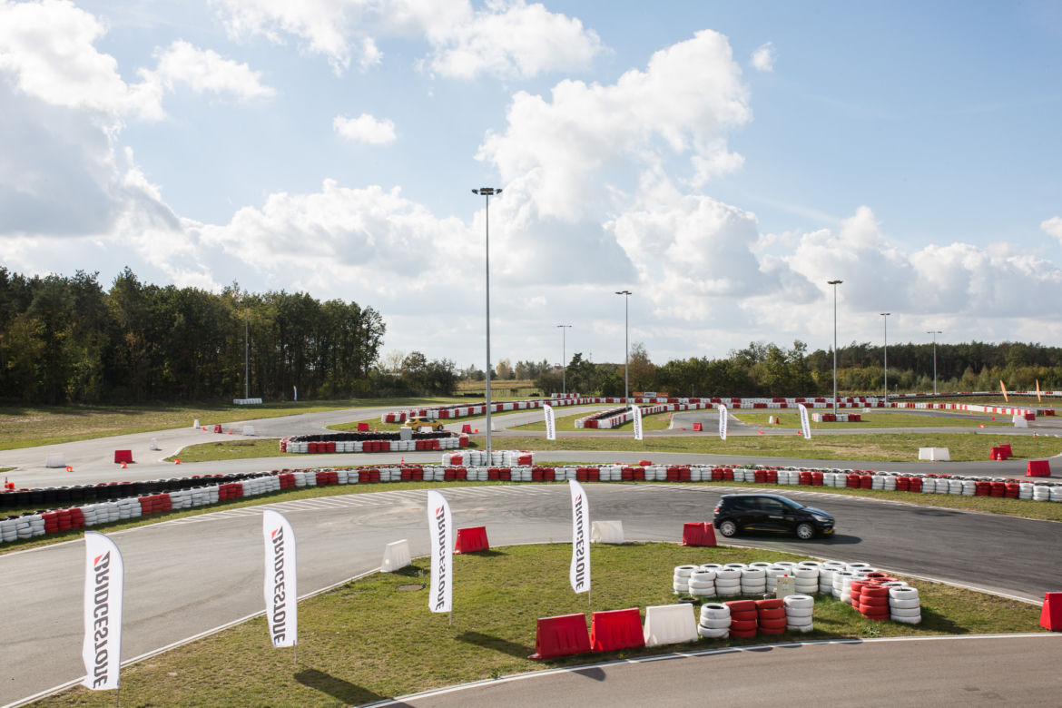 Bridgestone Weather Control A005 - Tor Modlin