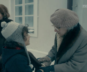 Stulecie Winnych 4, odc. 45: Andzia (Barbara Wypych), Staś (Franciszek Kalinowski), Ania (Urszula Grabowska)